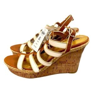 ❣️5/$50 Mossimo size 8.5 tan & white cork style wedges rope braid gold accents.